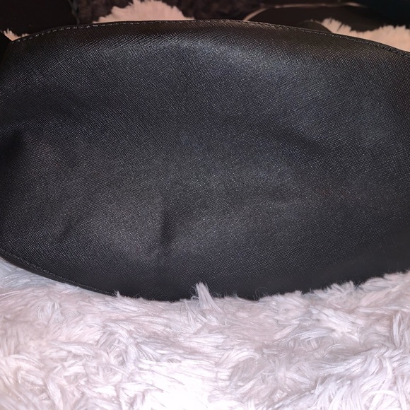 COPY - LULULEMON BLACK ATHLETICA BUCKET HANDBAG/CROSSBODY - Picture 13 of 15